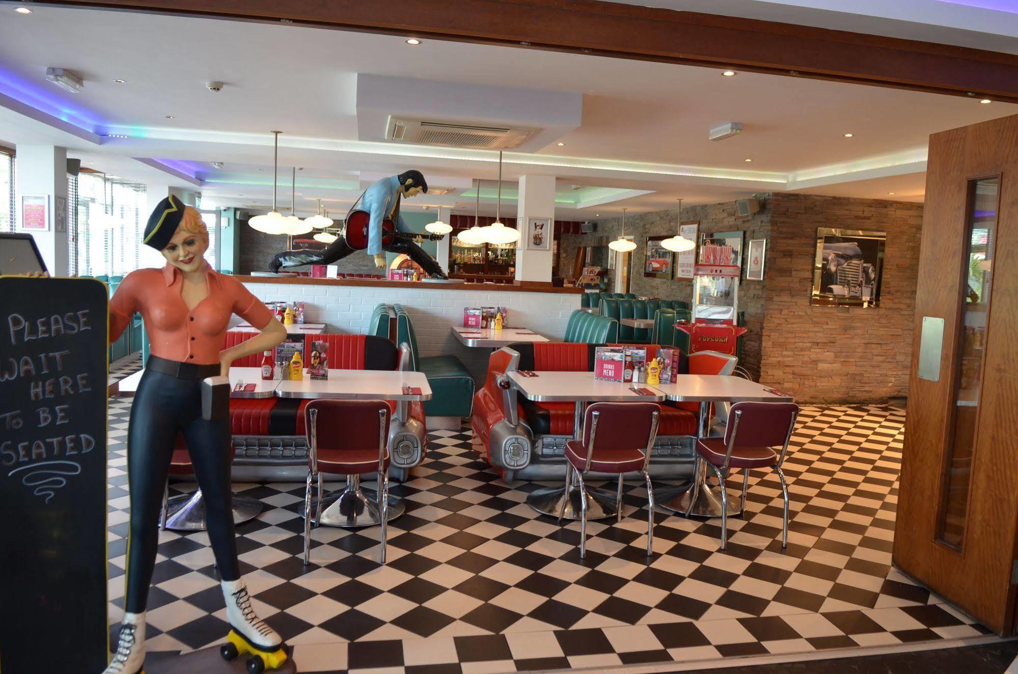 7Hotel Diner Halstead  Екстер'єр фото