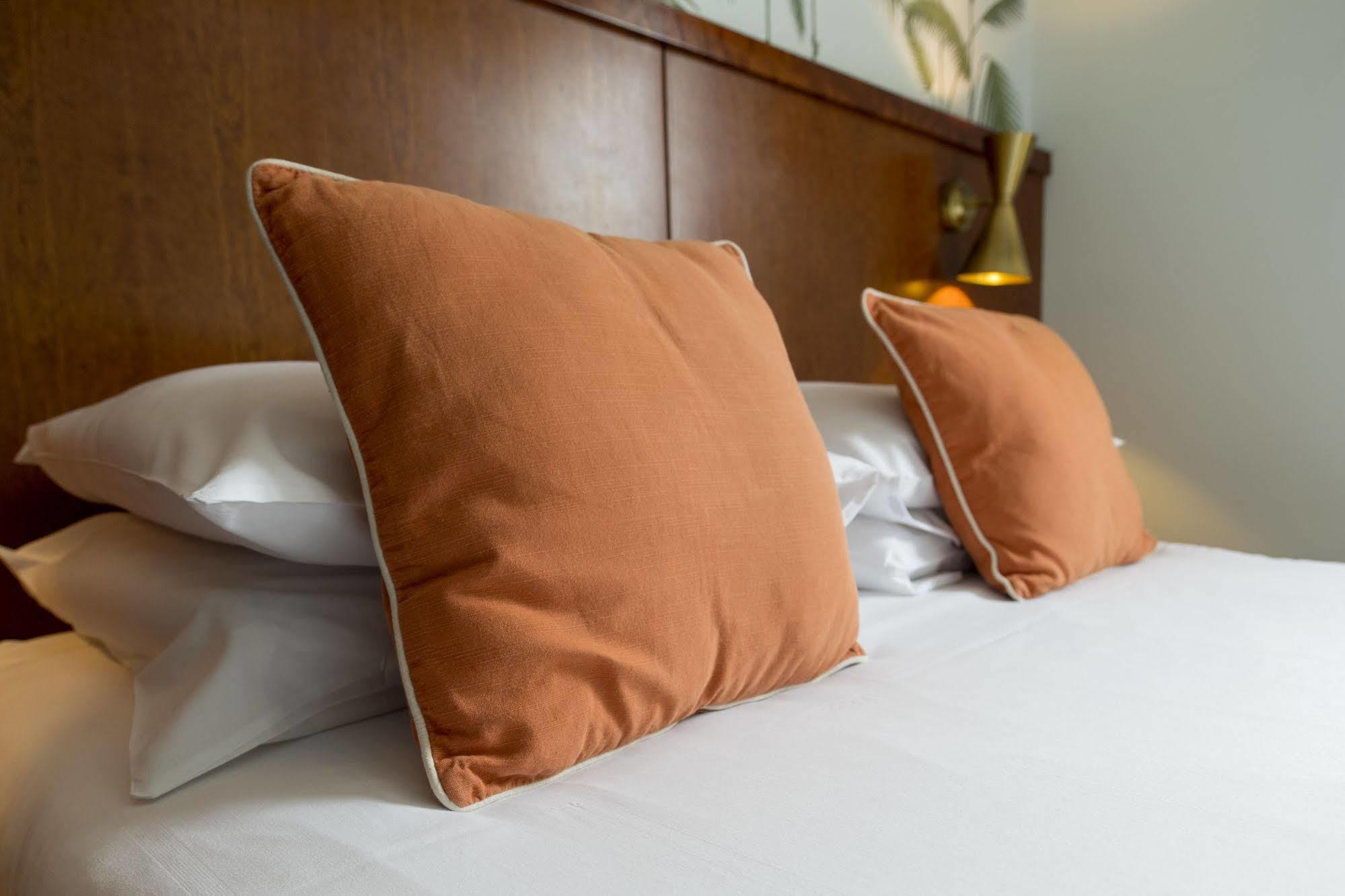 7Hotel Diner Halstead  Екстер'єр фото
