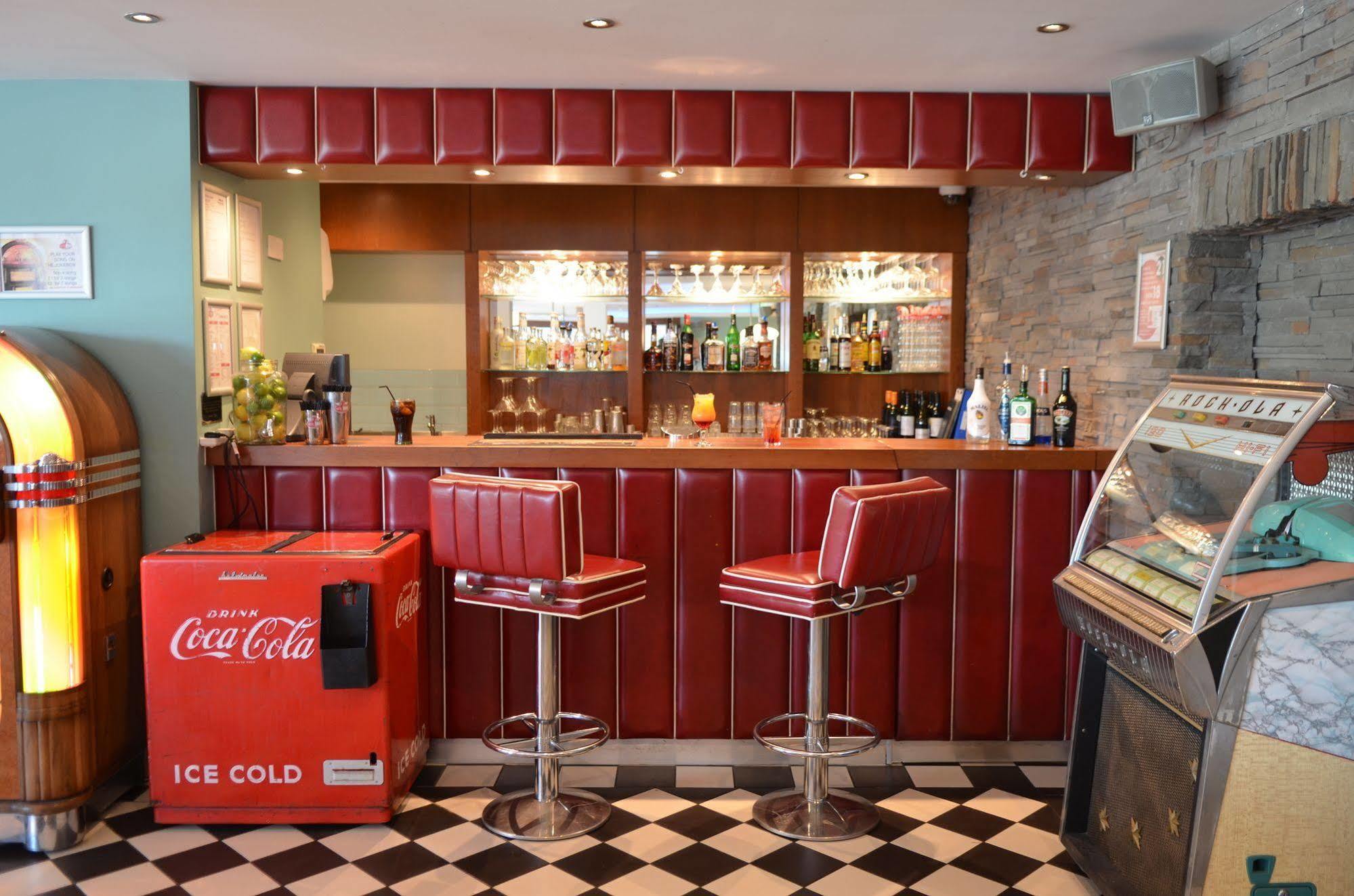 7Hotel Diner Halstead  Екстер'єр фото